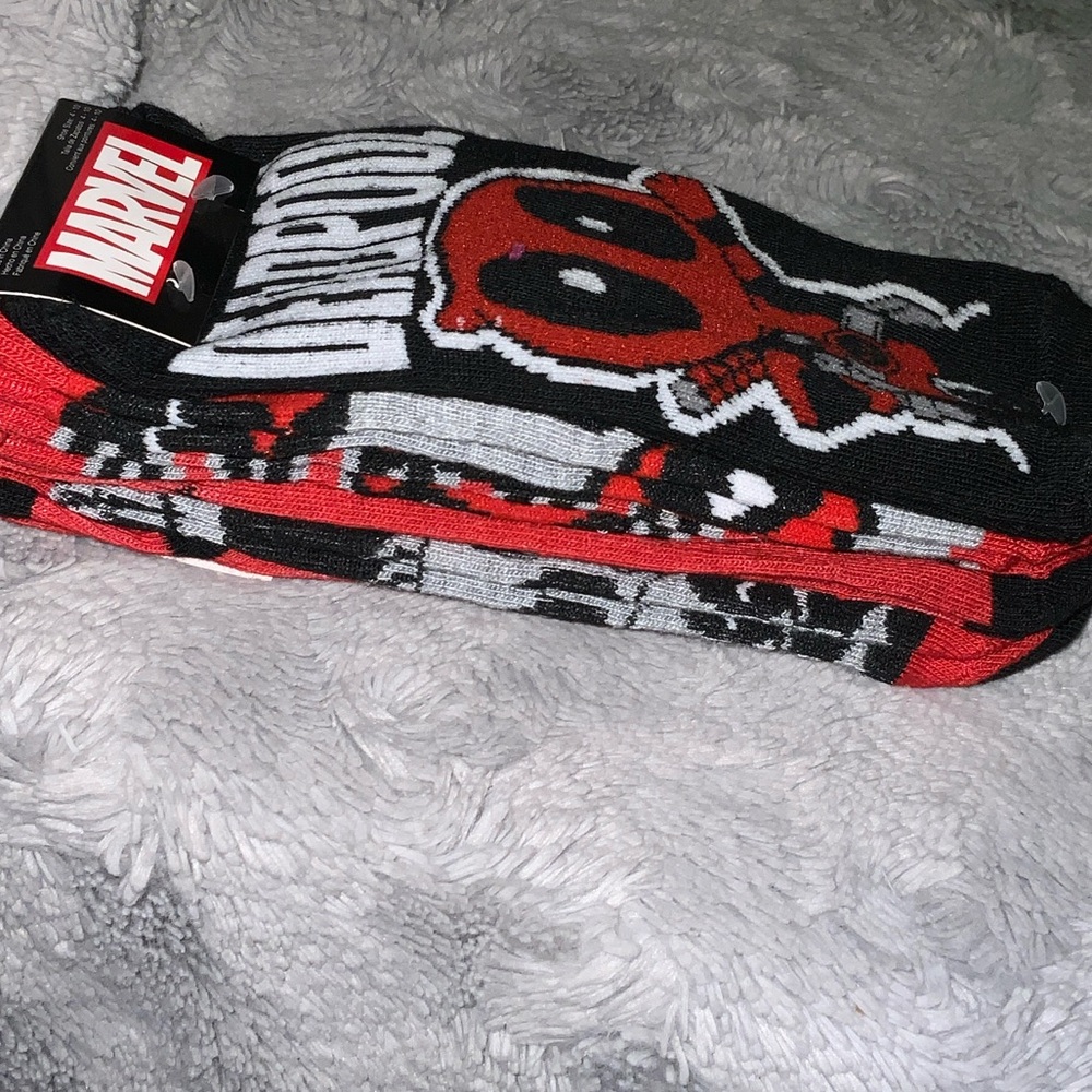 Marvel Deadpool Character Socks (6)